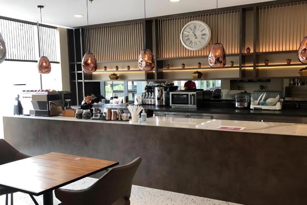 The Day Residence Jakarta Luaran gambar